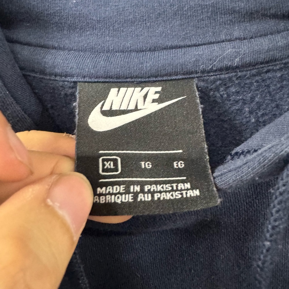 Nike Men's Dark Blue Hoodie - Picture 7 of 8